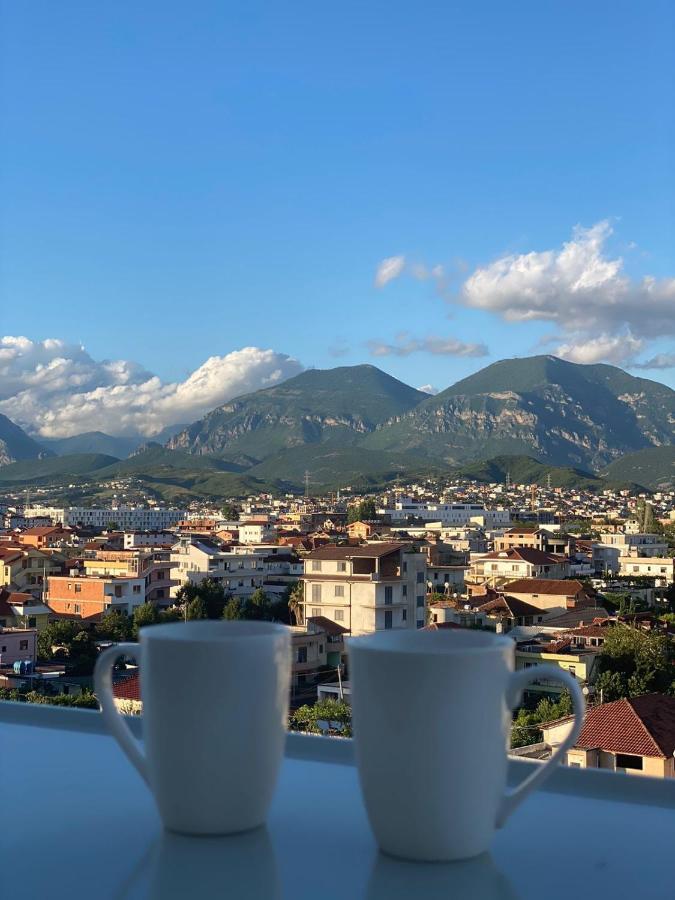 Luxury Rooftop 23 Bed and Breakfast Tirana Exterior foto